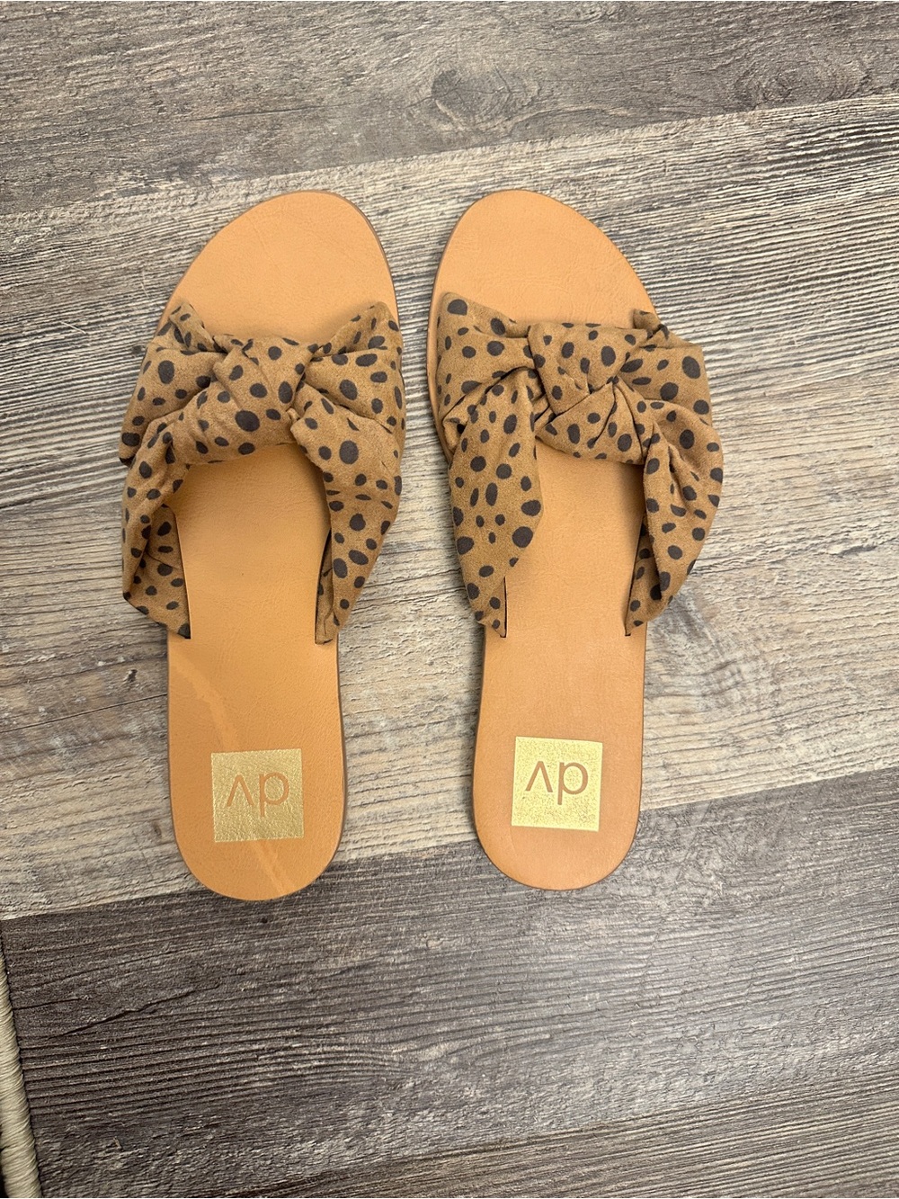 DV by Dolce Vita Tan Slide Sandal with Black Polka Dot Knot